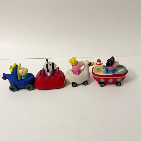 Lot of 4 Cars Peppa Pig Car Figures Buggy Racers Wheelin Jazwares - Picture 3 of 16